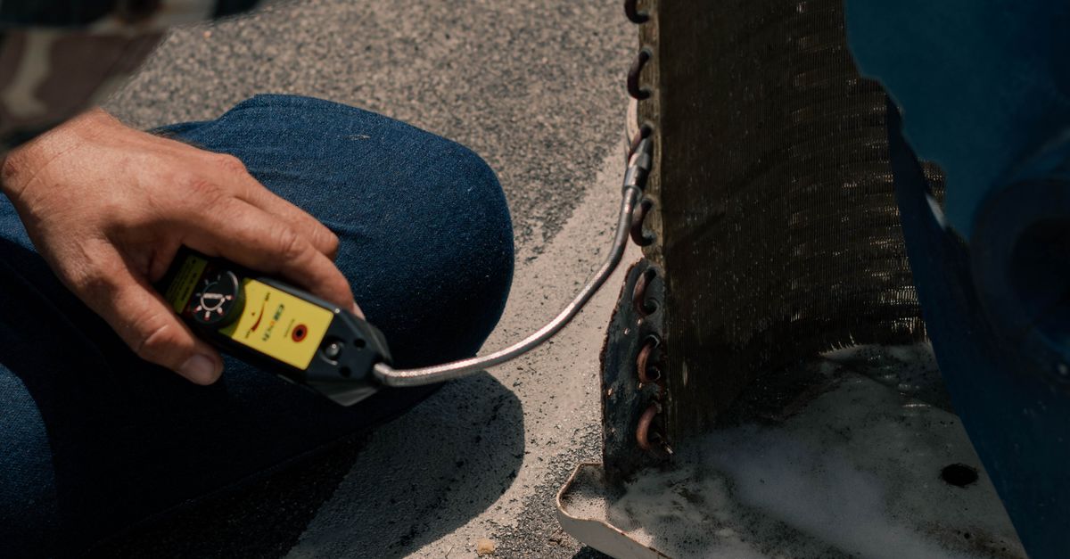 Which HVAC company serves Sahuarita homes with same-day repair and installation options?